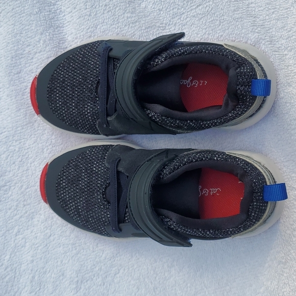 *SOLD*Toddler Cat & Jacker Sneakers Size 10 - Picture 3 of 6